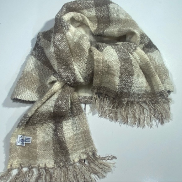 Doneyal Design Handcrafted Natural Fabrics Tan Plaid Mohair Wool Scarf Shawl - Picture 3 of 12